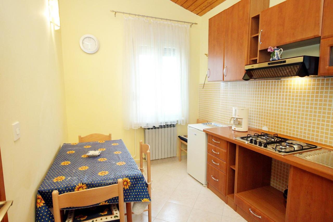 Apartments With A Parking Space Zadar - Diklo, Zadar - 5880 Exterior photo